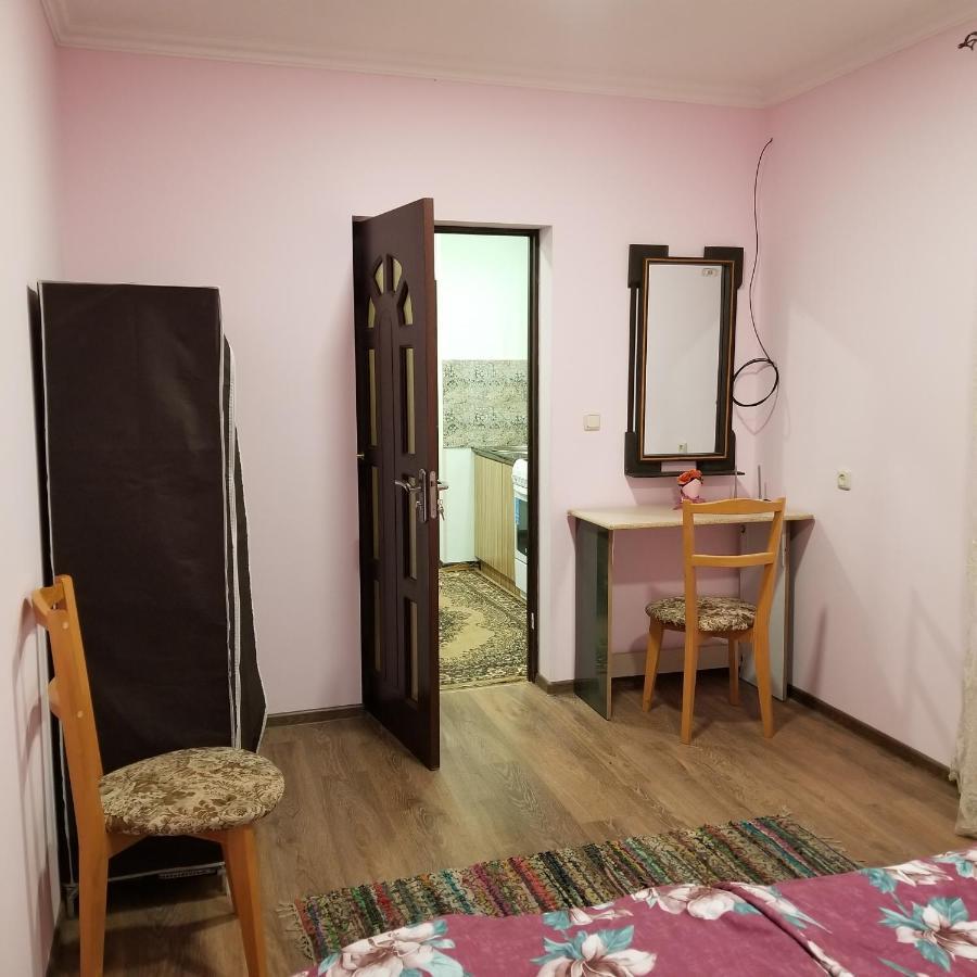 Ferienwohnung Maria Erivan Exterior foto